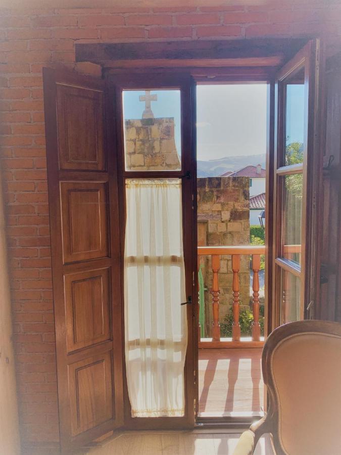 Posada La Torre De La Quintana لييندو المظهر الخارجي الصورة