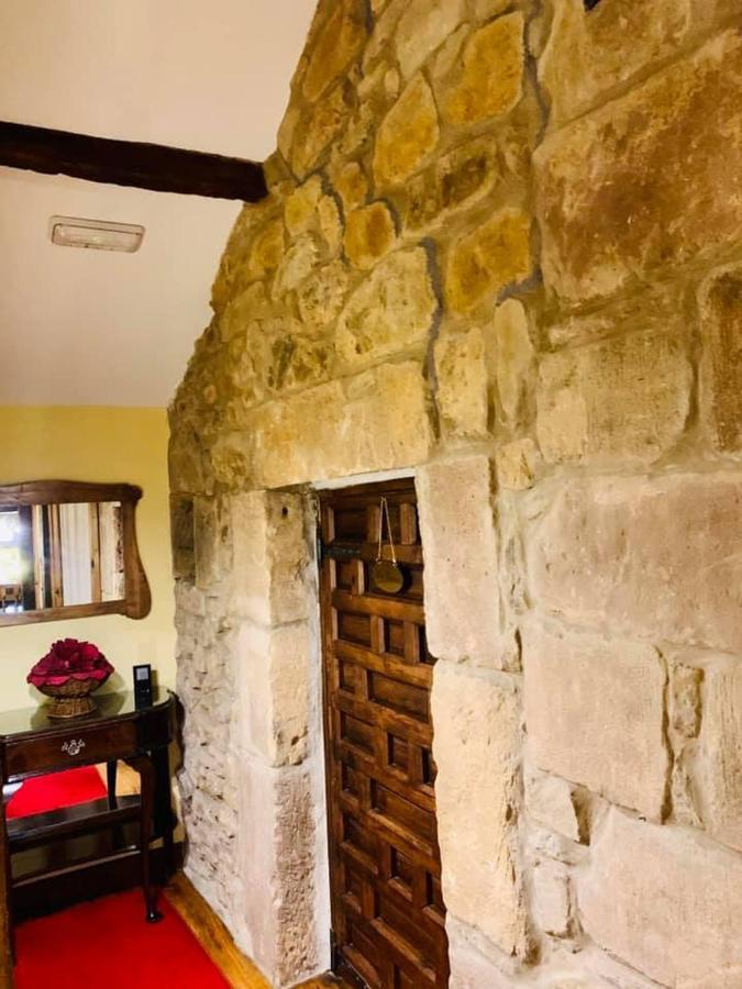 Posada La Torre De La Quintana لييندو المظهر الخارجي الصورة