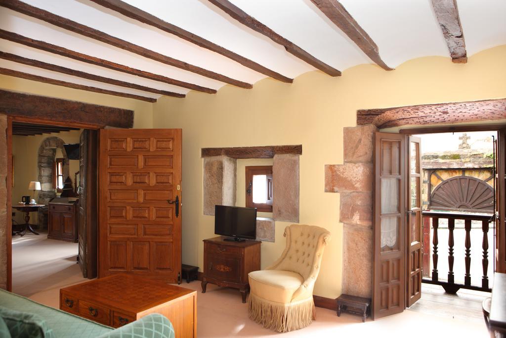 Posada La Torre De La Quintana لييندو المظهر الخارجي الصورة