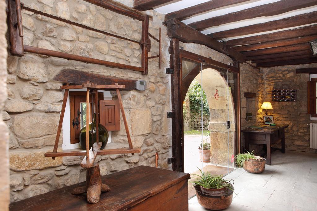 Posada La Torre De La Quintana لييندو المظهر الخارجي الصورة