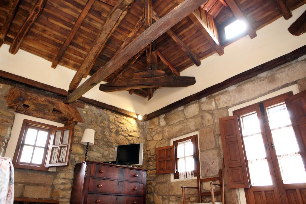 Posada La Torre De La Quintana لييندو المظهر الخارجي الصورة